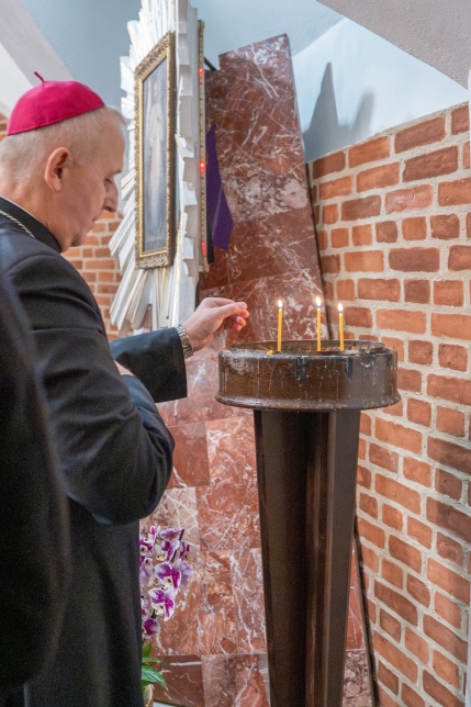 571231598 858256833394500 1980359053256576910 n