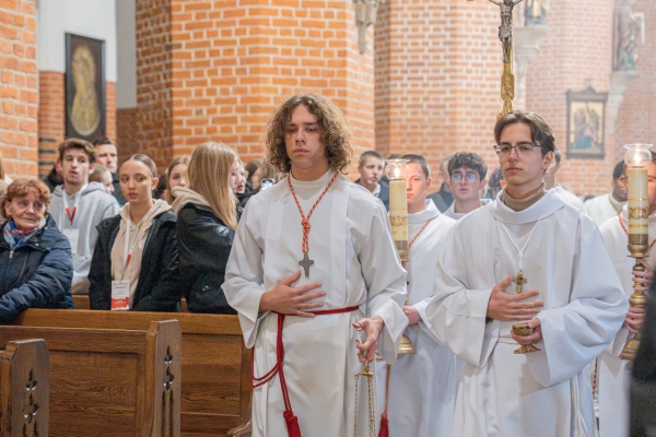 571992329 858257453394438 3592265274974346561 n